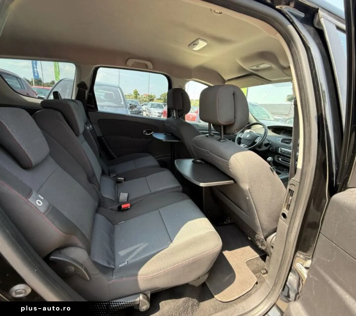 Renault Grand Scenic 1.5 dCi 7 LOCURI