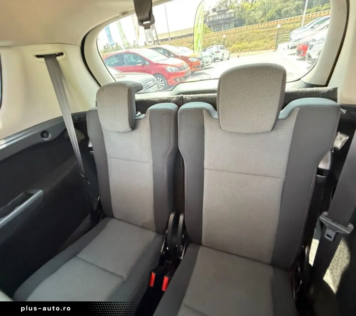 Renault Grand Scenic 1.5 dCi 7 LOCURI