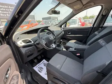 Renault Grand Scenic 1.5 dCi 7 LOCURI