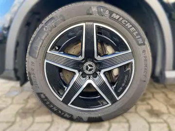 MERCEDES-BENZ GLC 300 4M AMG Burm Distr HUD Mem LED 360  LED