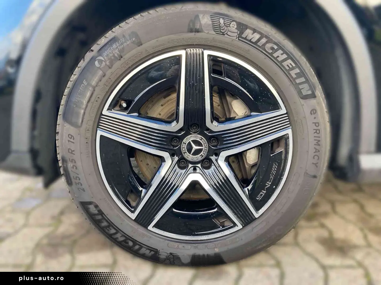 MERCEDES-BENZ GLC 300 4M AMG Burm Distr HUD Mem LED 360  LED