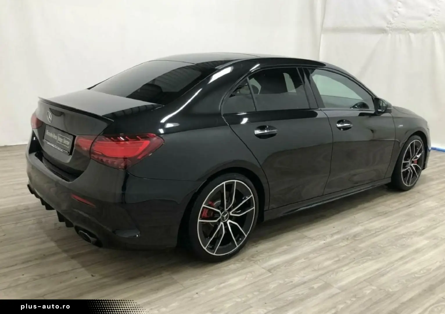 MERCEDES-BENZ AMG A 35 4matic Limousine AMG MBUX Burm MBeam