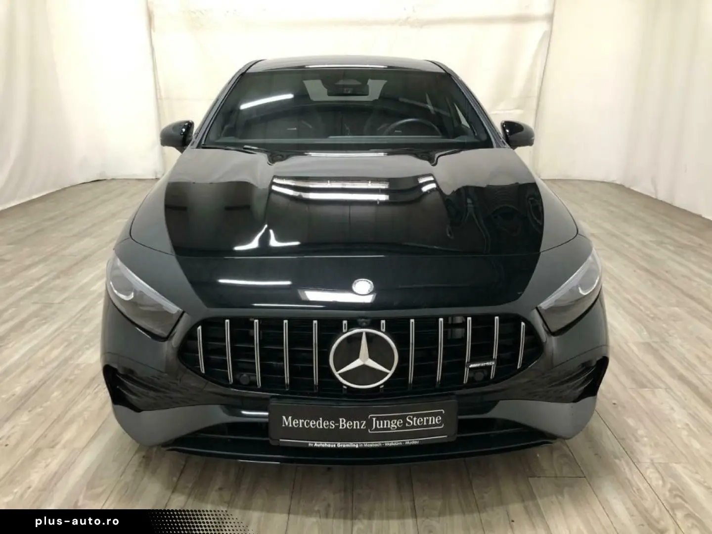 MERCEDES-BENZ AMG A 35 4matic Limousine AMG MBUX Burm MBeam