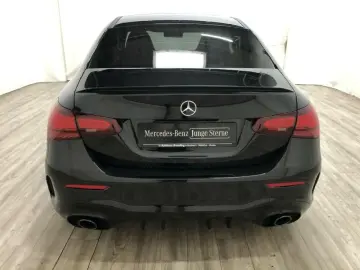 MERCEDES-BENZ AMG A 35 4matic Limousine AMG MBUX Burm MBeam