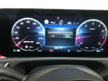 MERCEDES-BENZ AMG A 35 4matic Limousine AMG MBUX Burm MBeam