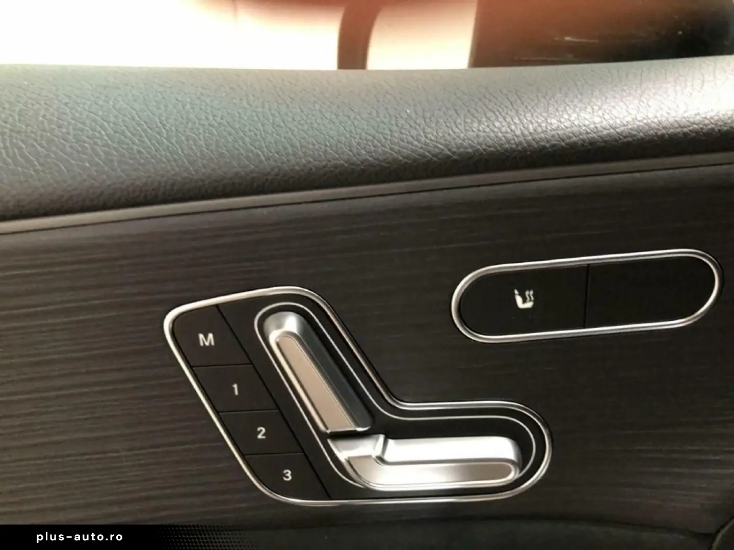 MERCEDES-BENZ AMG A 35 4matic Limousine AMG MBUX Burm MBeam