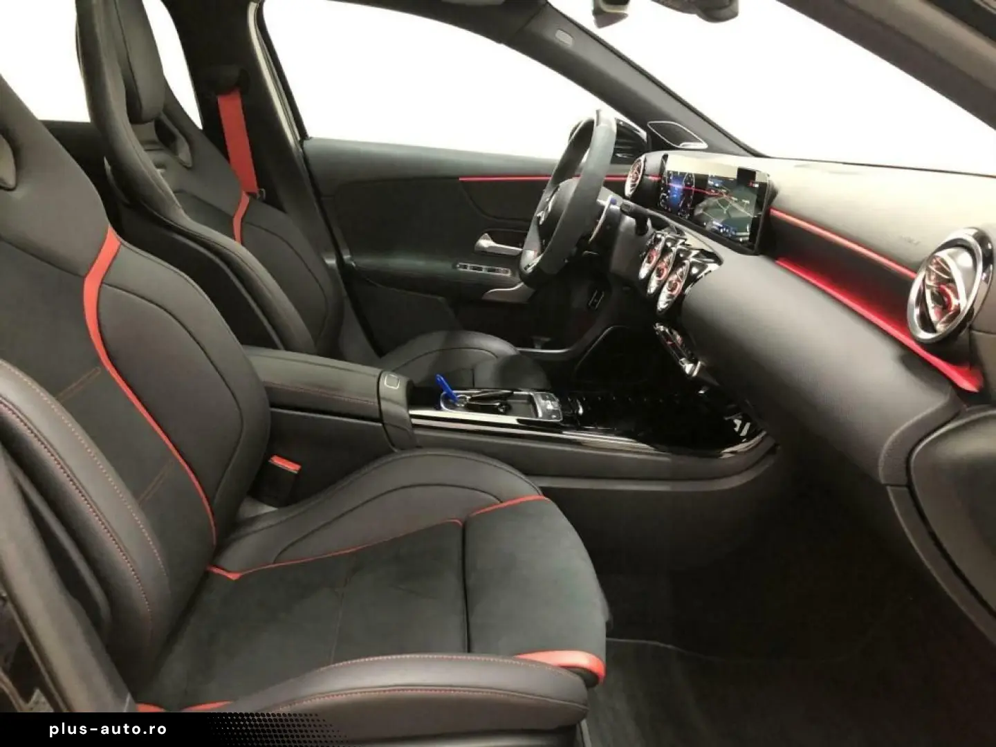 MERCEDES-BENZ AMG A 35 4matic Limousine AMG MBUX Burm MBeam