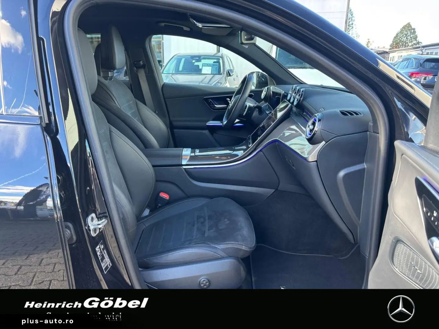 MERCEDES-BENZ GLC 300 AMG PANO AHK 360  MEMORY TOTWINKEL