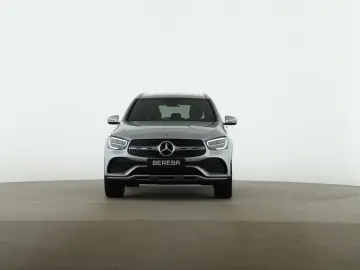 MERCEDES-BENZ GLC 300 e 4M AMG Distronic AHK Kamera Ambiente