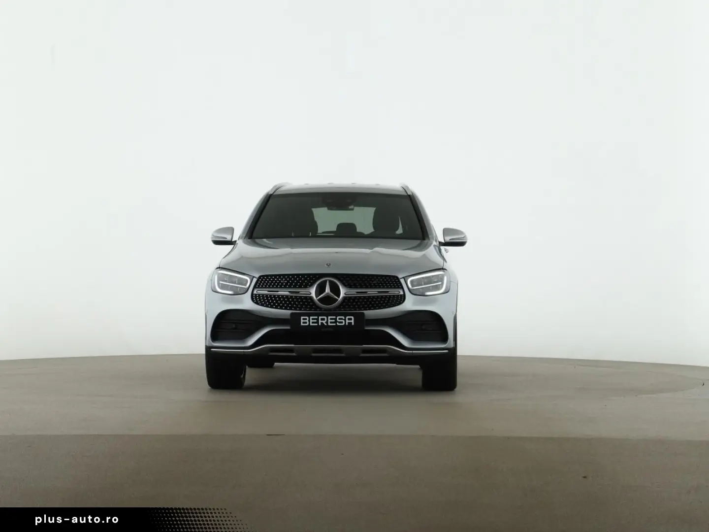 MERCEDES-BENZ GLC 300 e 4M AMG Distronic AHK Kamera Ambiente