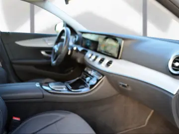 MERCEDES-BENZ E 300 de 4M LIM DISTRO 360  MEMORY WIDESCREEN