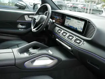 MERCEDES-BENZ GLE 300 d 4M AMG DISTR. STH. AHK PANO NIGHT