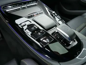 MERCEDES-BENZ AMG GT 63 S E DIST HUD Perf-Sitz 360