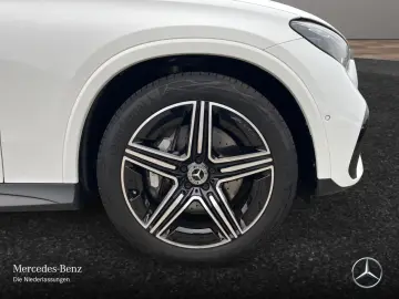 MERCEDES-BENZ GLC 200 4M AMG Night Pano AHK DIST 360