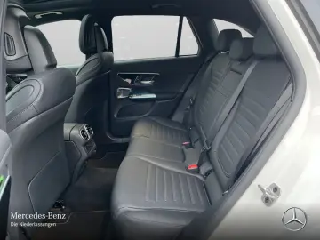 MERCEDES-BENZ GLC 200 4M AMG Night Pano AHK DIST 360