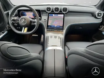 MERCEDES-BENZ GLC 200 4M AMG Night Pano AHK DIST 360