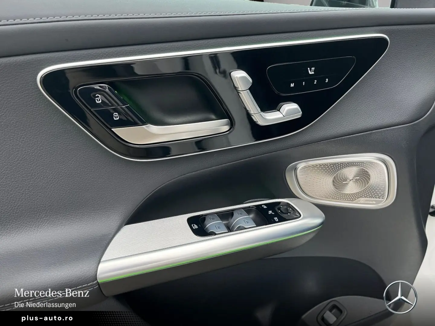 MERCEDES-BENZ GLC 200 4M AMG Night Pano AHK DIST 360