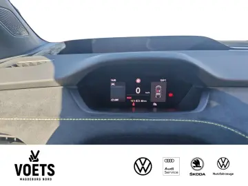 SKODA Enyaq Coupe 85X RS 4x4 MATRIX NAVI PANO HUD