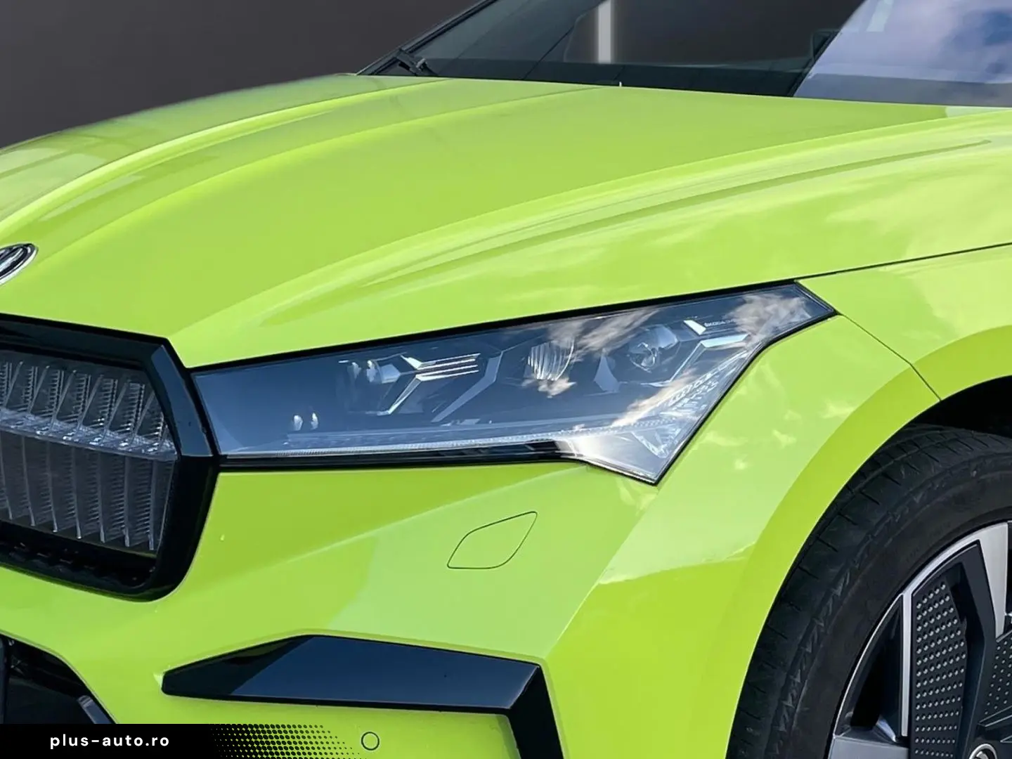 SKODA ENYAQ iV Coupe RS  AHK Panodach Soundsystem