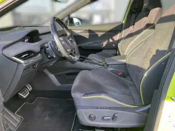 SKODA ENYAQ iV Coupe RS  AHK Panodach Soundsystem