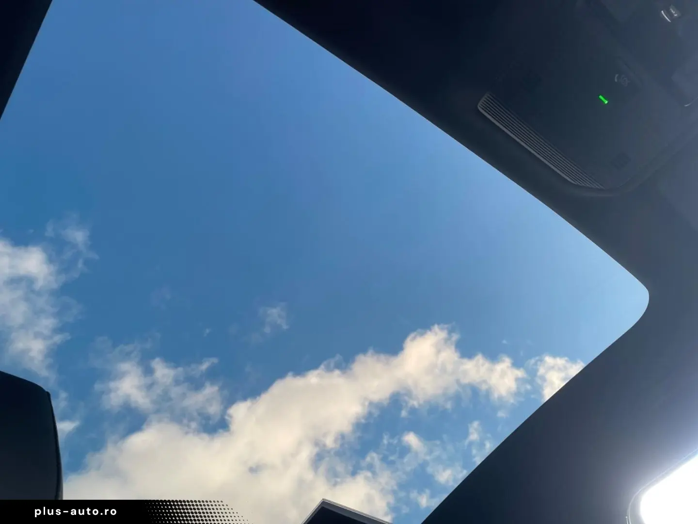 SKODA ENYAQ iV Coupe RS  AHK Panodach Soundsystem