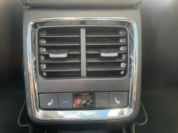 SKODA ENYAQ iV Coupe RS  AHK Panodach Soundsystem