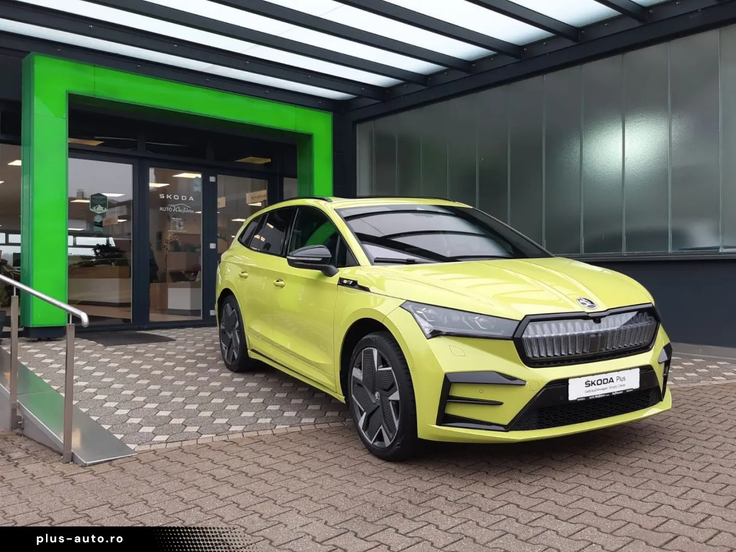 SKODA Enyaq RS Lounge