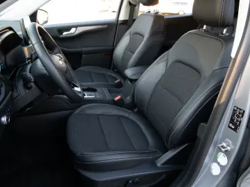 Ford Kuga 2.0 EcoBlue 4x4 Aut. TITANIUM