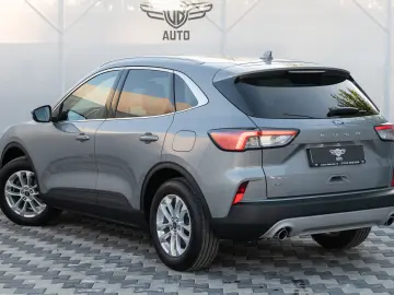 Ford Kuga 2.0 EcoBlue 4x4 Aut. TITANIUM