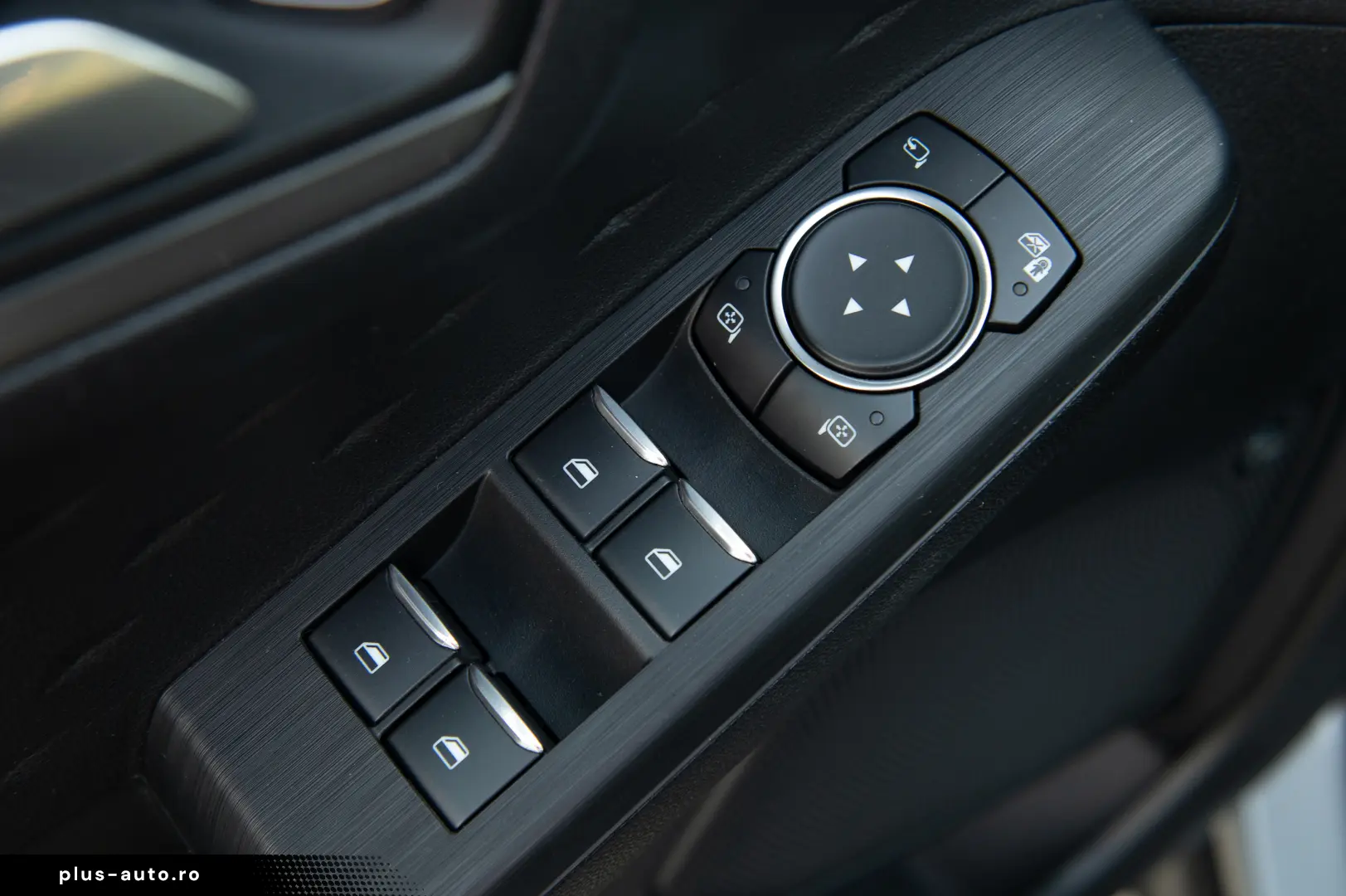 Ford Kuga 2.0 EcoBlue 4x4 Aut. TITANIUM