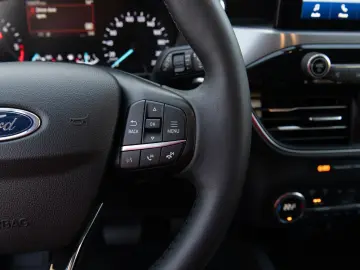 Ford Kuga 2.0 EcoBlue 4x4 Aut. TITANIUM