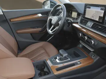 AUDI Q5 Sportback 40 TDI quattro S line STHZ Navi VC