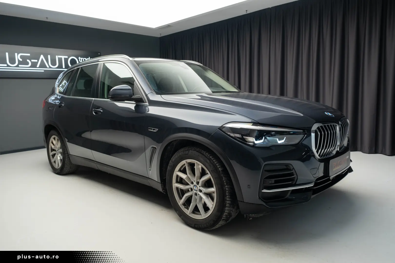 BMW X5 XDRIVE 45E