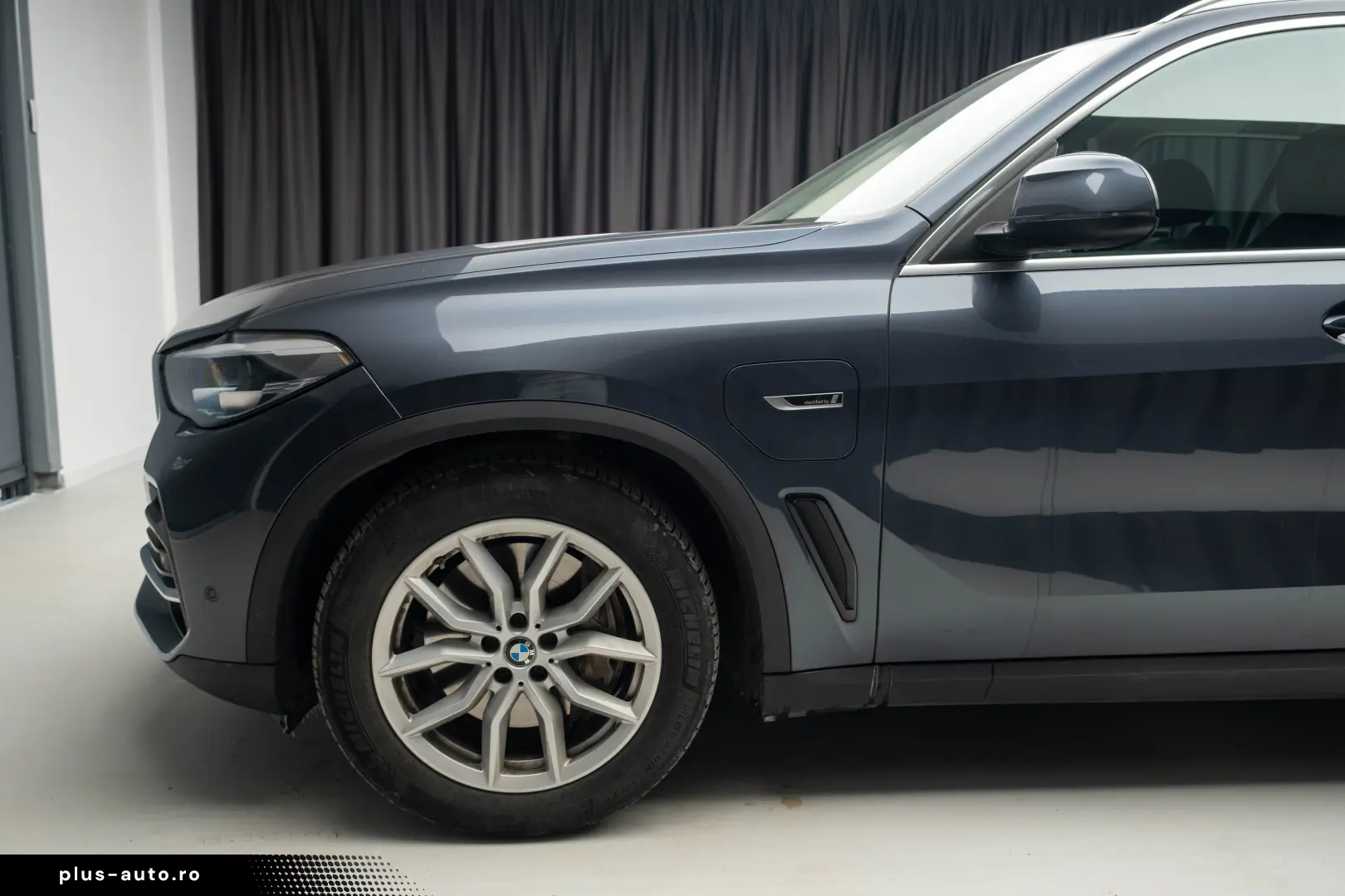 BMW X5 XDRIVE 45E