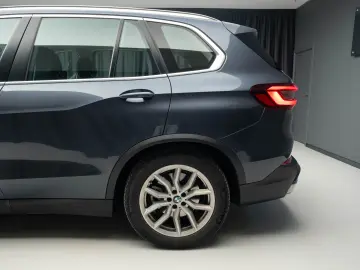 BMW X5 XDRIVE 45E