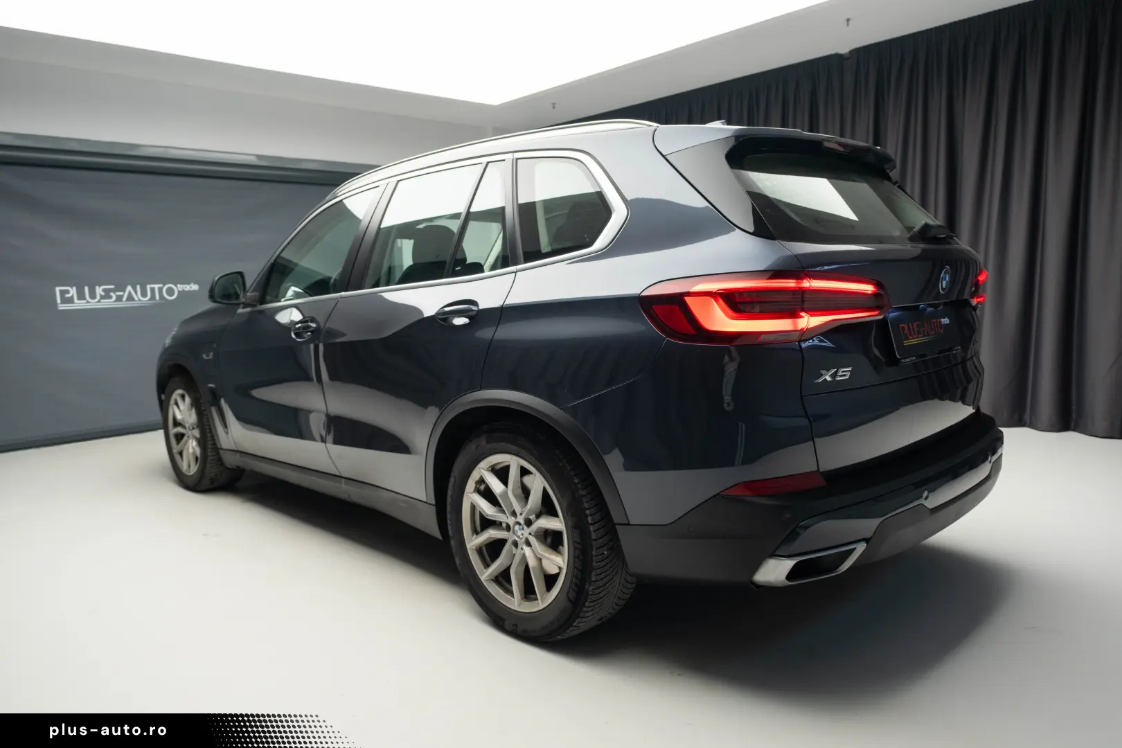 BMW X5 XDRIVE 45E