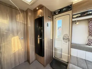 Altele Swift Conqueror 560