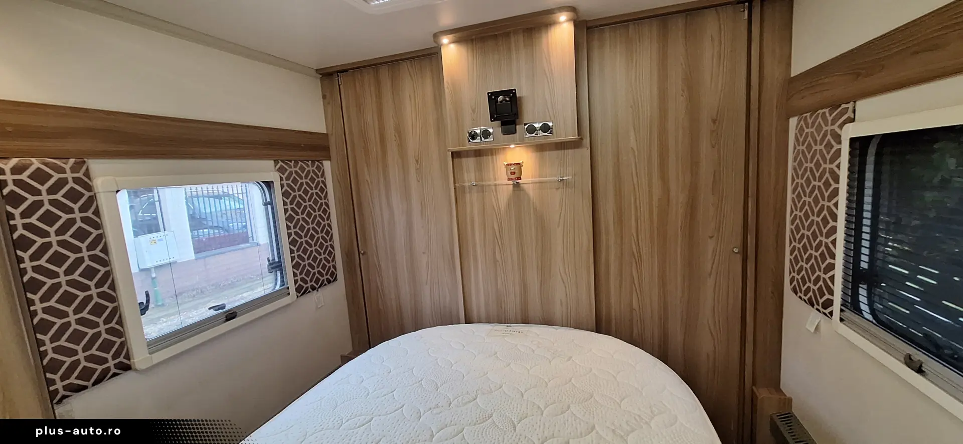 Altele Swift Conqueror 560