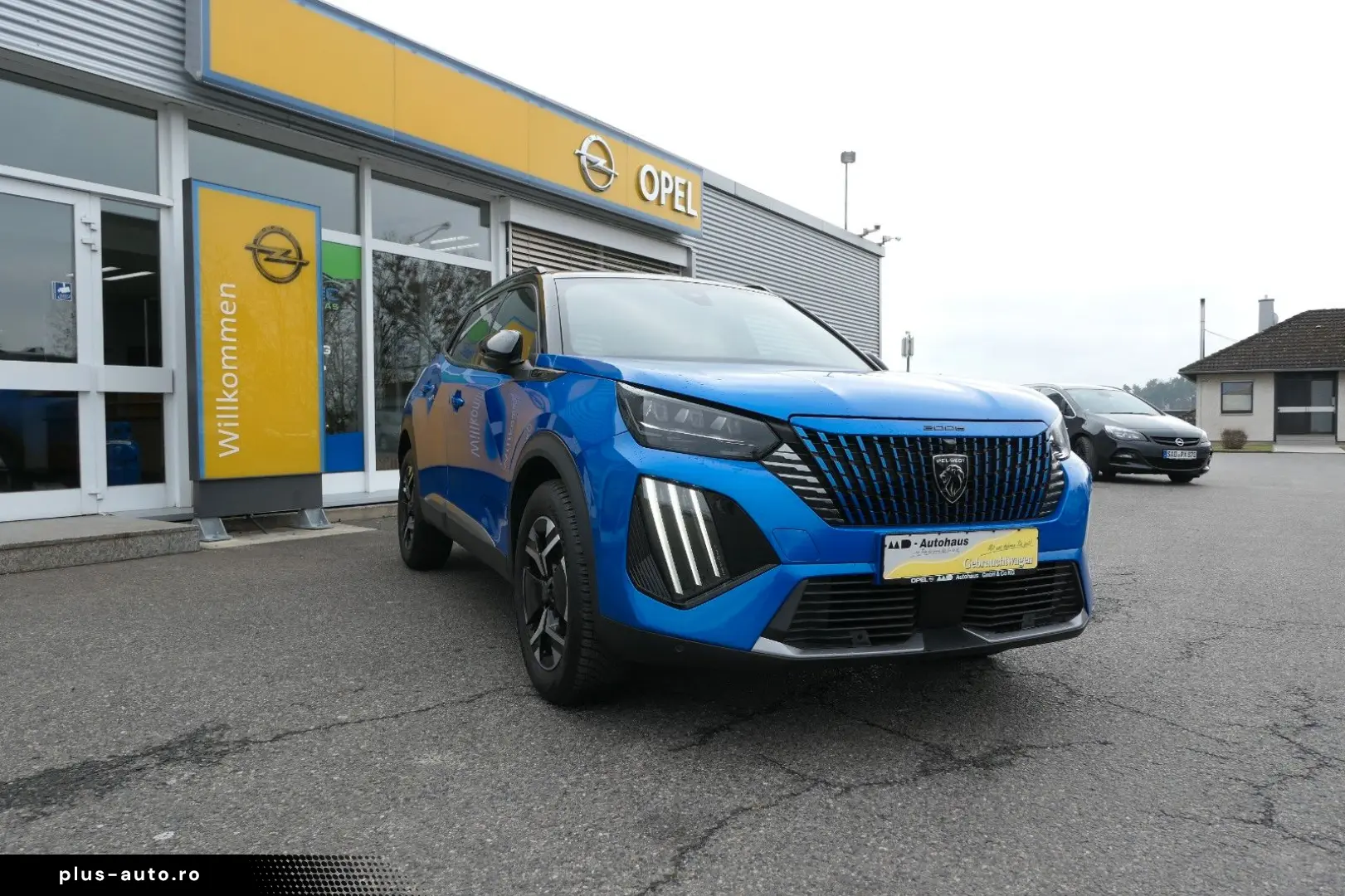 PEUGEOT Neuer 2008 GT Pure Tech AT8 130PS NAV SHZ LED