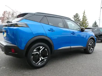 PEUGEOT Neuer 2008 GT Pure Tech AT8 130PS NAV SHZ LED