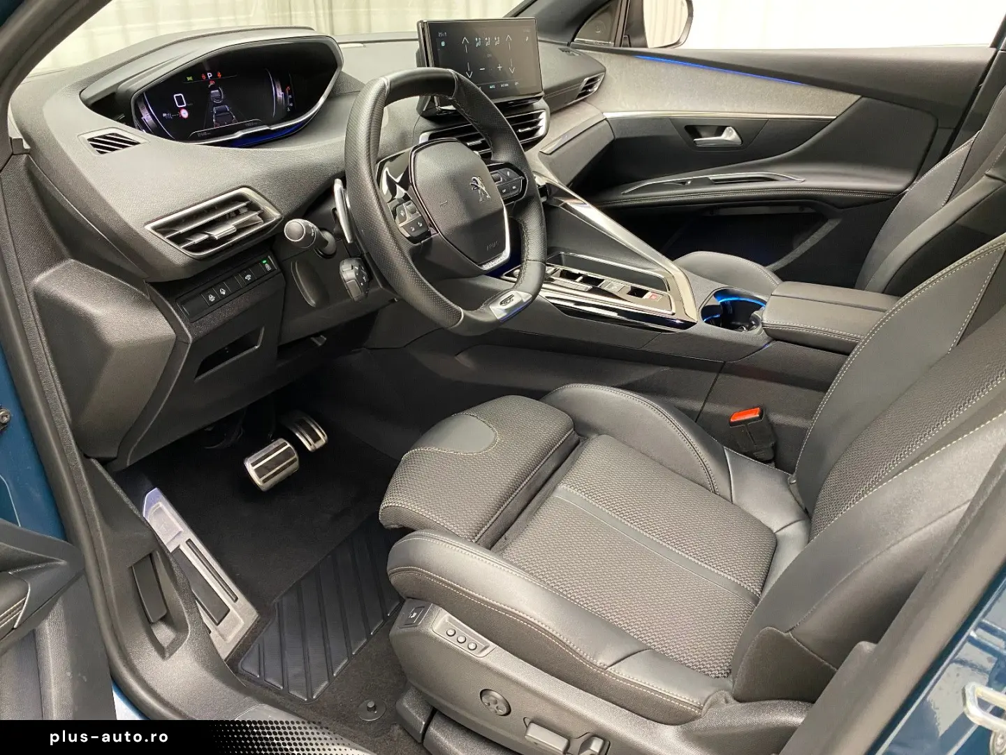 PEUGEOT 3008 GT 1.2 Automatik LED Soundsystem ACC