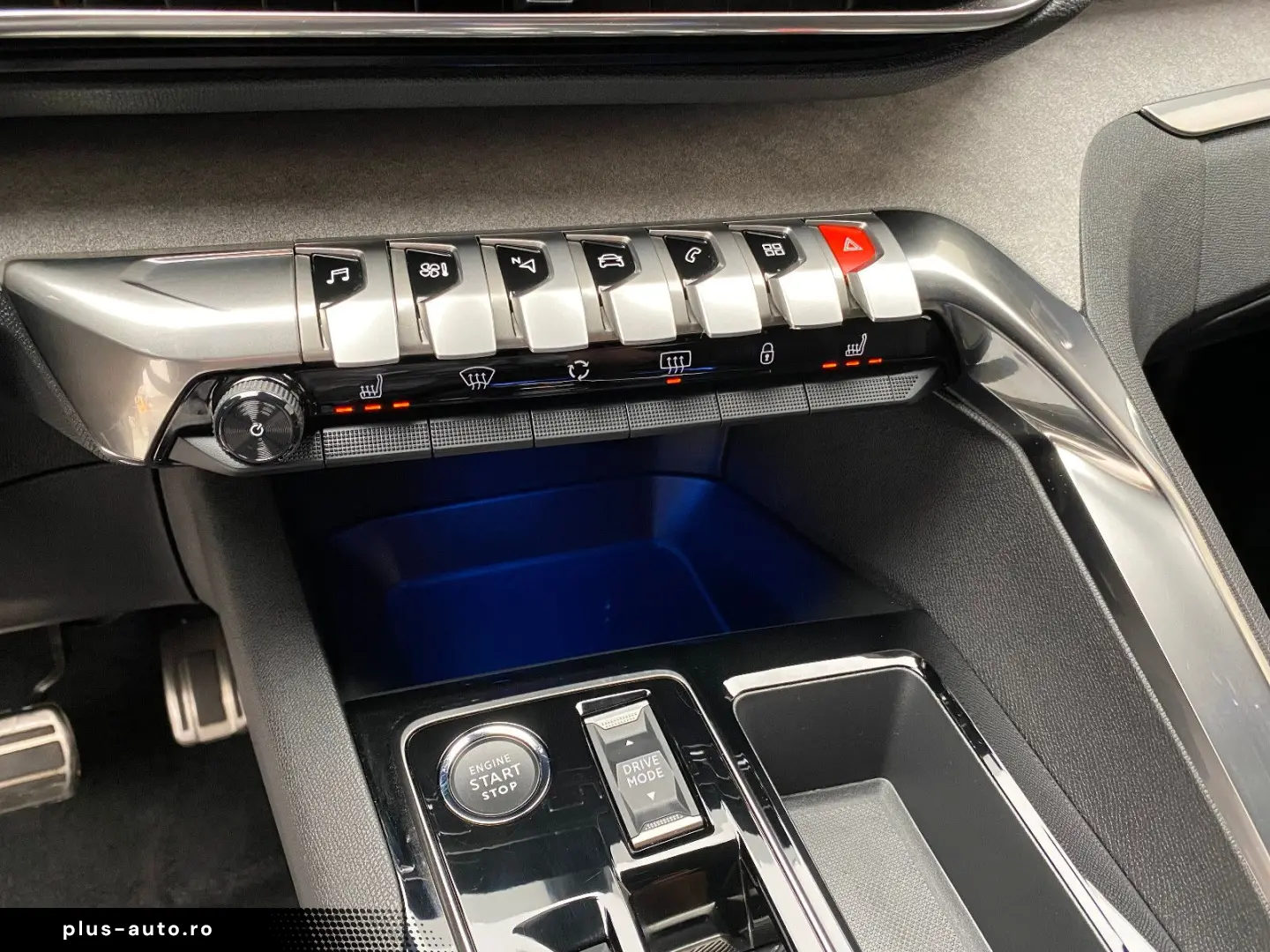 PEUGEOT 3008 GT 1.2 Automatik LED Soundsystem ACC