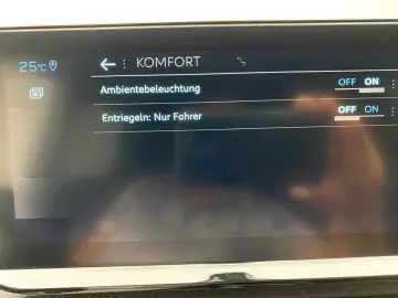 PEUGEOT 3008 GT 1.2 Automatik LED Soundsystem ACC