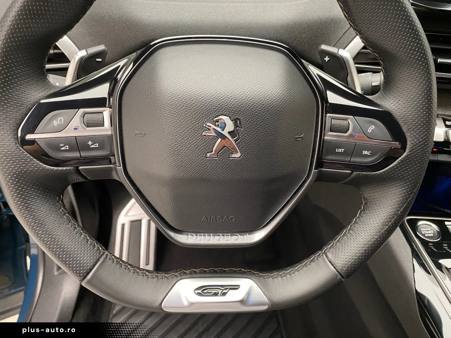 PEUGEOT 3008 GT 1.2 Automatik LED Soundsystem ACC