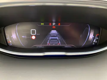 PEUGEOT 3008 GT 1.2 Automatik LED Soundsystem ACC