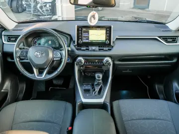 TOYOTA RAV4 2.5 hybrid Active