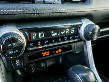 TOYOTA RAV4 2.5 hybrid Active