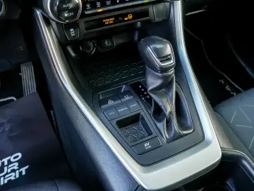 TOYOTA RAV4 2.5 hybrid Active