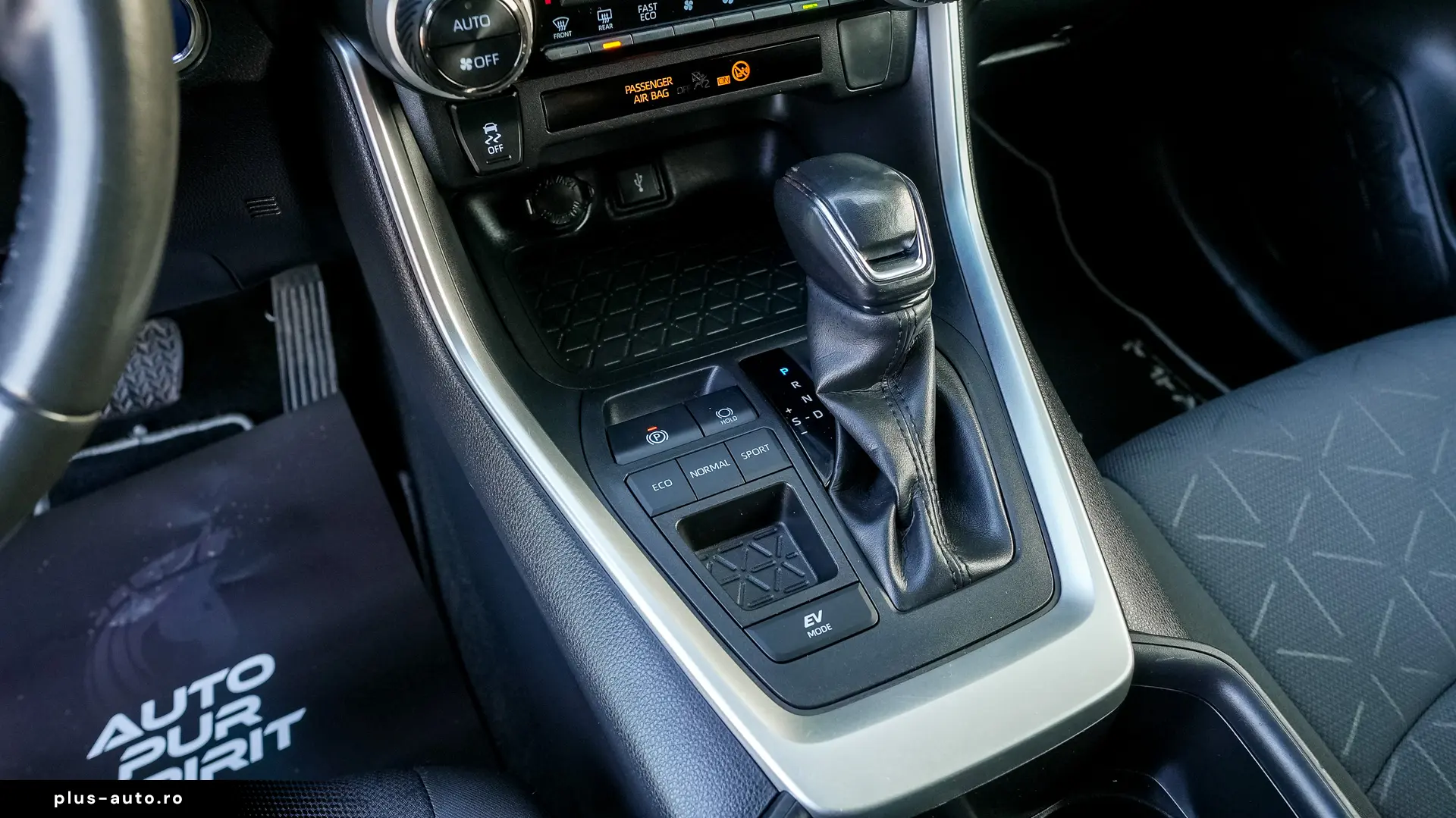 TOYOTA RAV4 2.5 hybrid Active