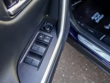 TOYOTA RAV4 2.5 hybrid Active